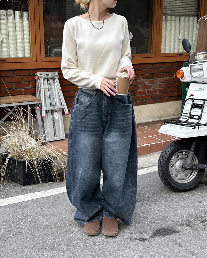 Women?s Retro Washed Wide-Leg Buttoned Hem Denim Jeans