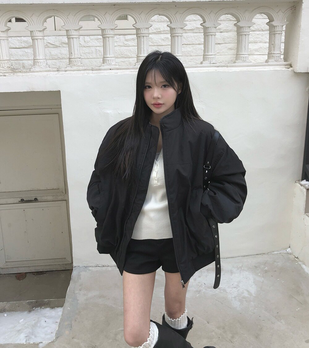Women's Korean Style Stand-Up Collar Pilot Sleeve Pleated Cotton-Padded Jacket