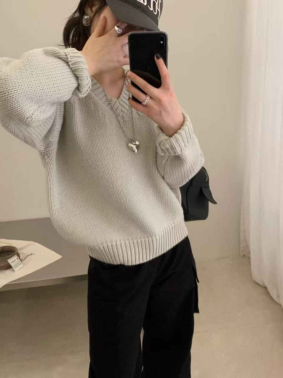 Women's Vintage Twist V-Neck Knit Sweater