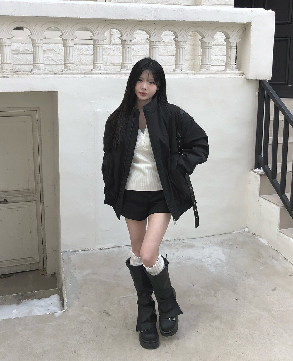 Women's Korean Style Stand-Up Collar Pilot Sleeve Pleated Cotton-Padded Jacket