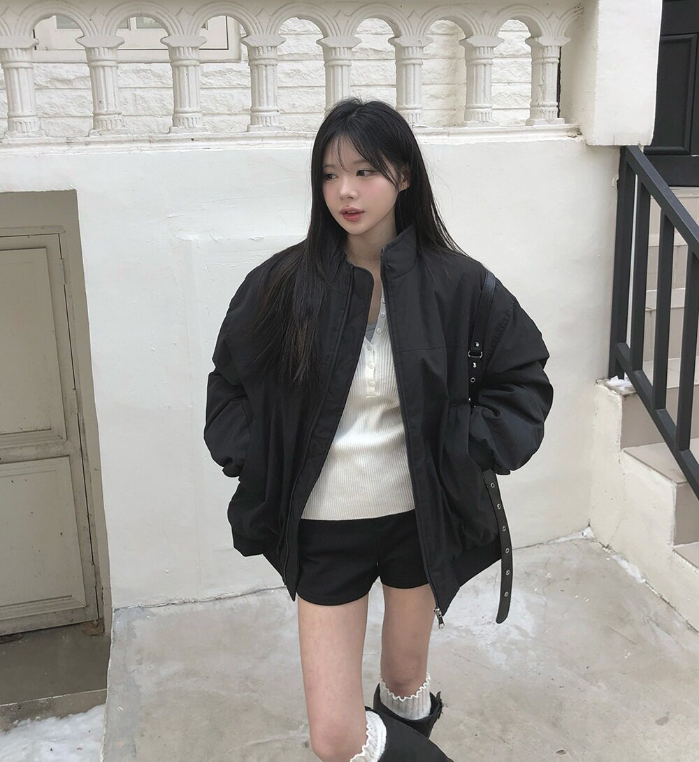 Women's Korean Style Stand-Up Collar Pilot Sleeve Pleated Cotton-Padded Jacket