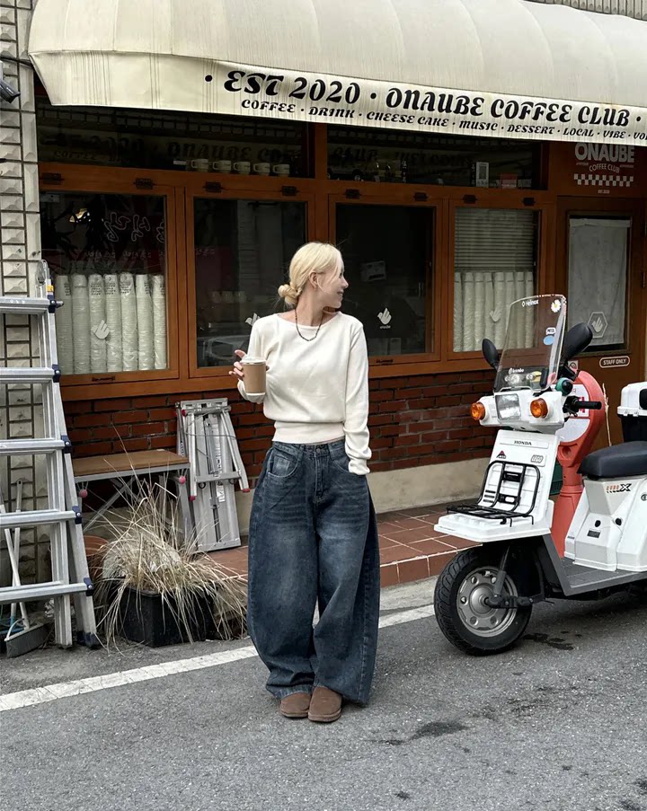 Women?s Retro Washed Wide-Leg Buttoned Hem Denim Jeans