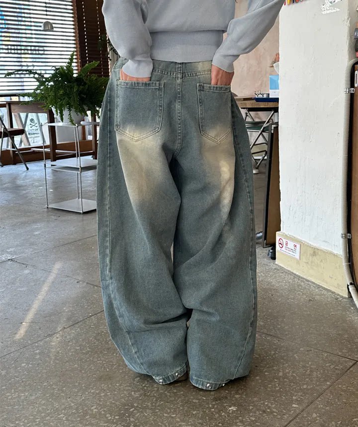 Women?s Retro Washed Wide-Leg Buttoned Hem Denim Jeans
