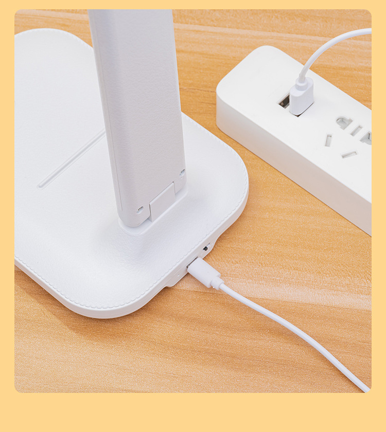 Foldable desk lamp with LED lighting