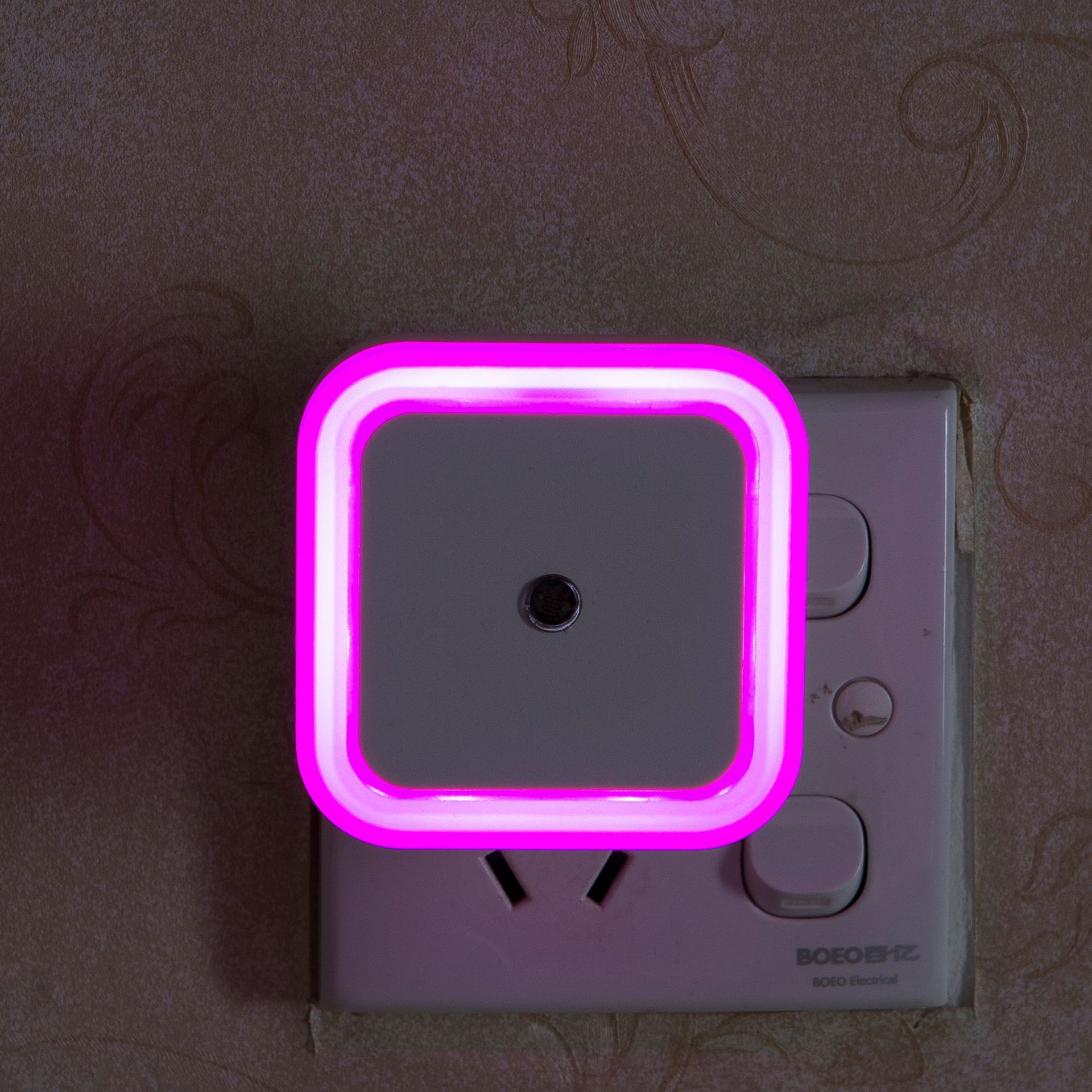LED Plug-In Light Sensor Night Light