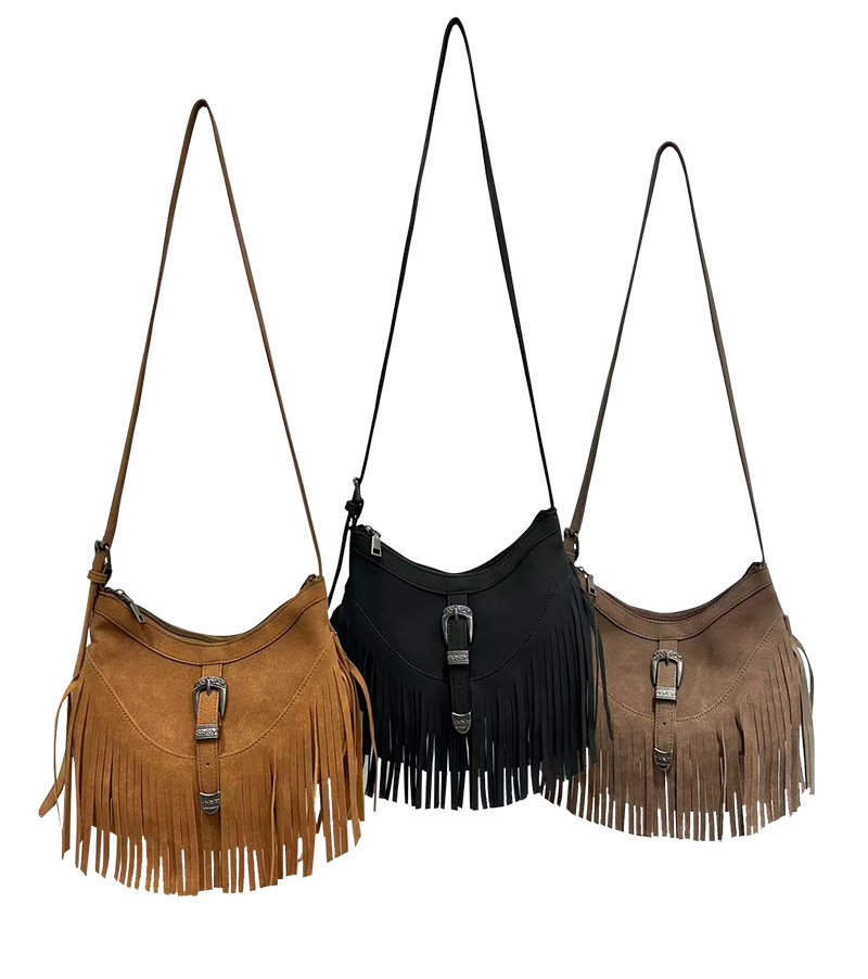 Single shoulder crossbody bag, hip bag with an inclined strap