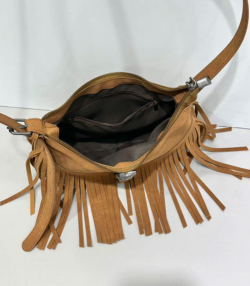 Single shoulder crossbody bag, hip bag with an inclined strap