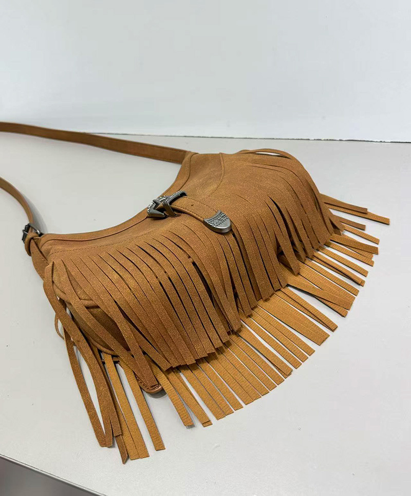Single shoulder crossbody bag, hip bag with an inclined strap