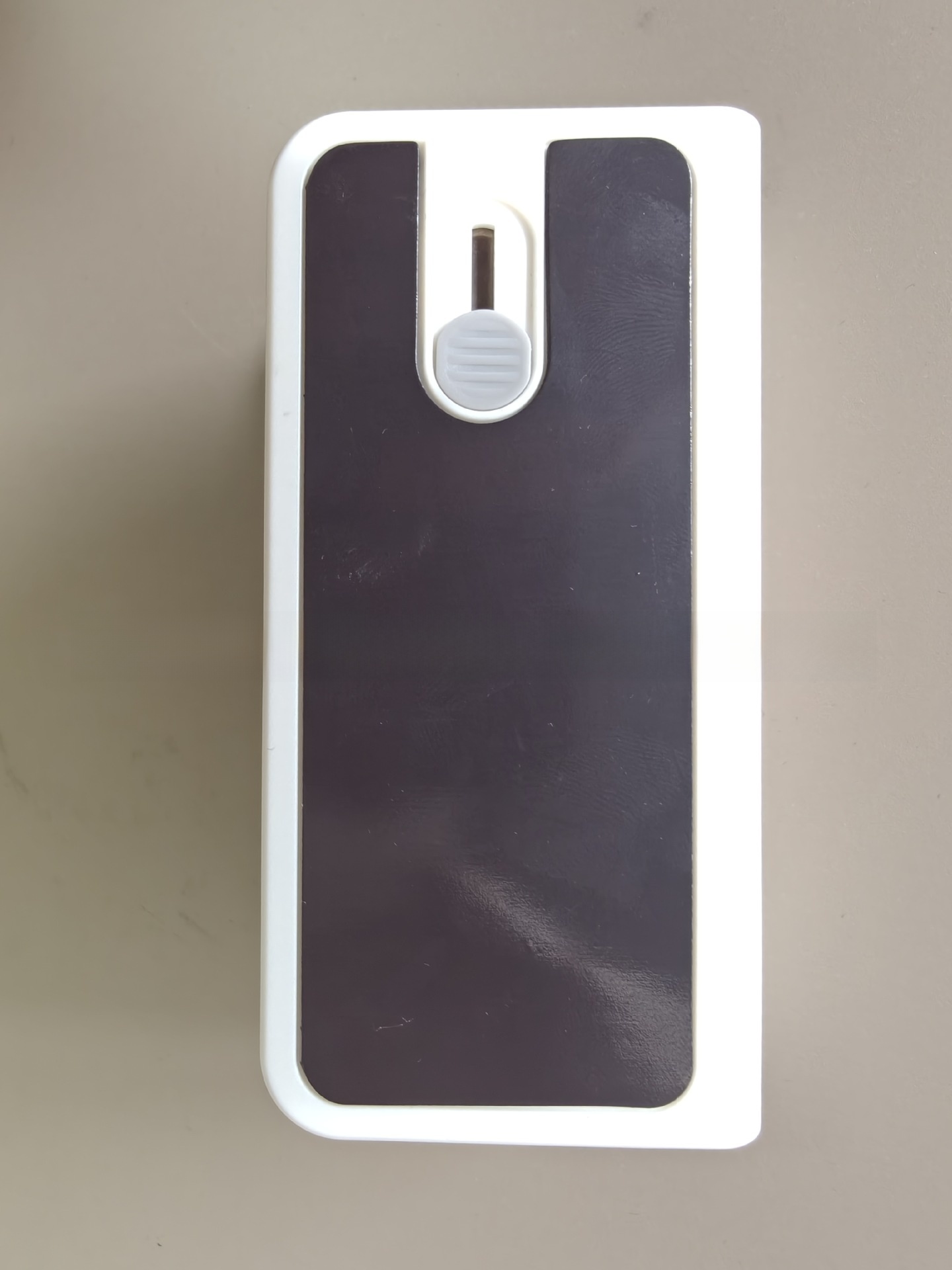 Mini rechargeable heat sealer