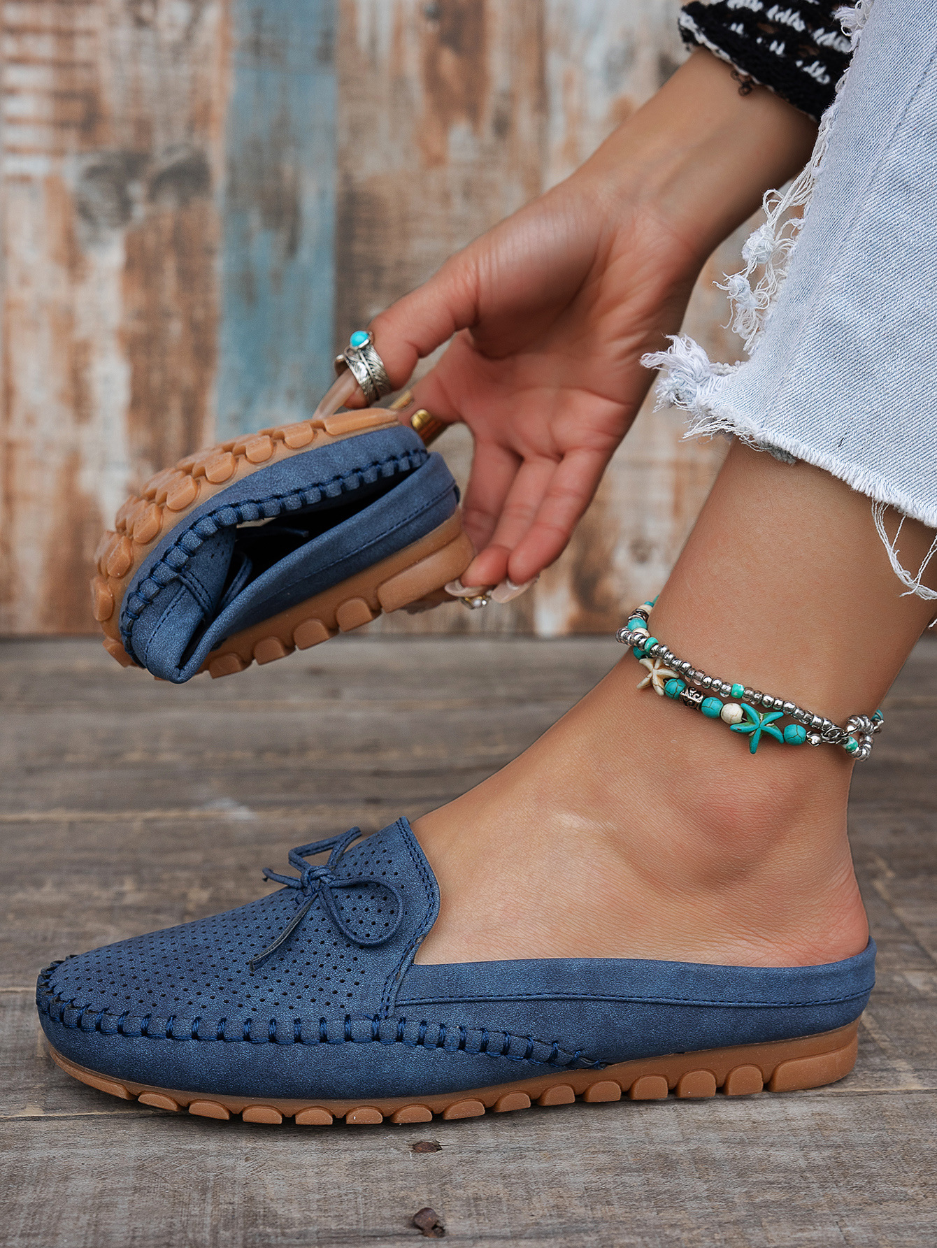 Women's Retro Stitching Flat Loafers PU Solid Color Round Toe Slip-On Shoes