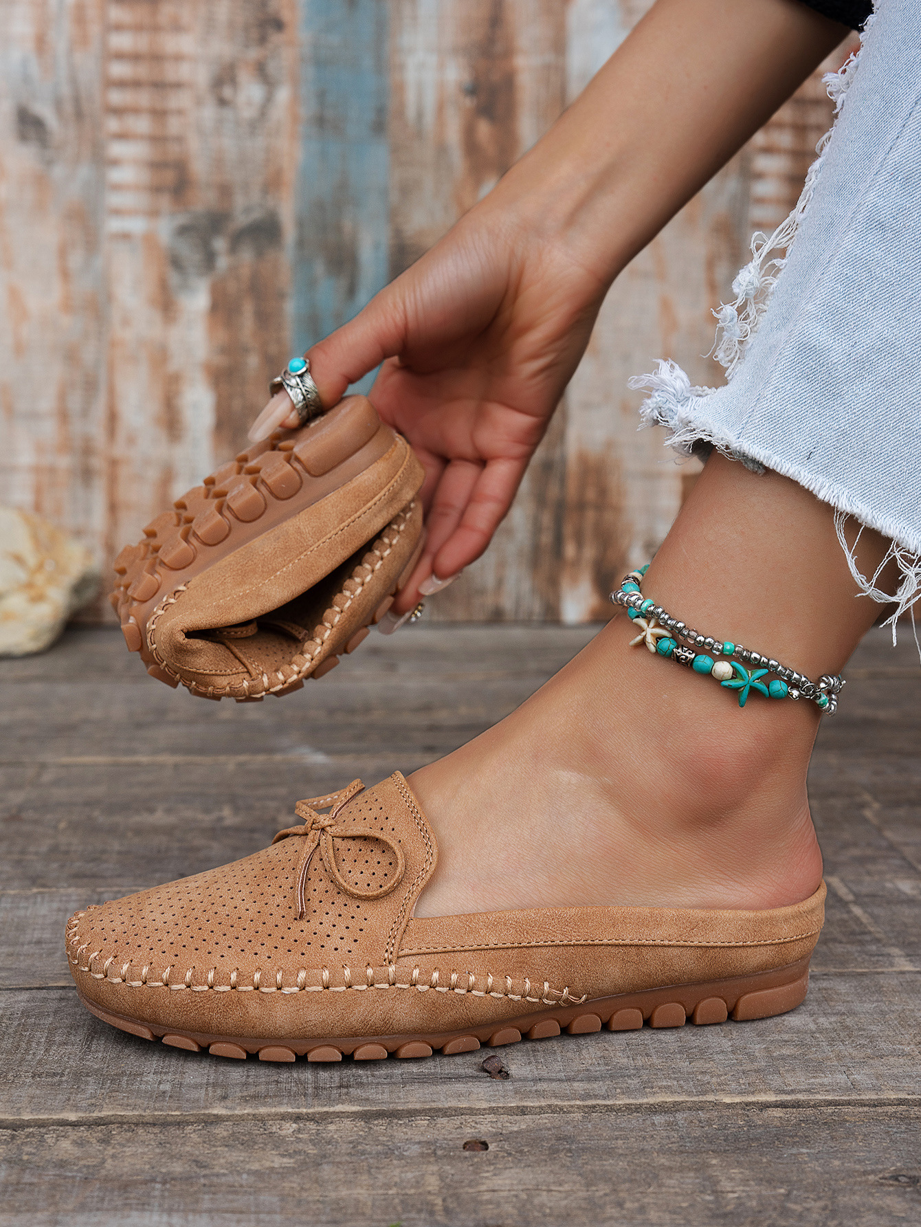 Women's Retro Stitching Flat Loafers PU Solid Color Round Toe Slip-On Shoes