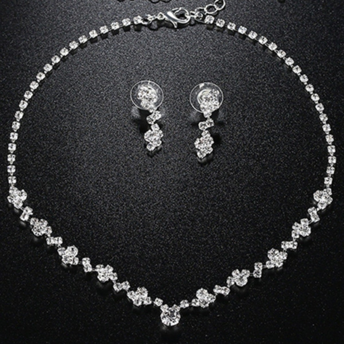 Rhinestone Geometric Pendant Necklace and Earrings Jewelry Set for Women Bridal Light Luxury