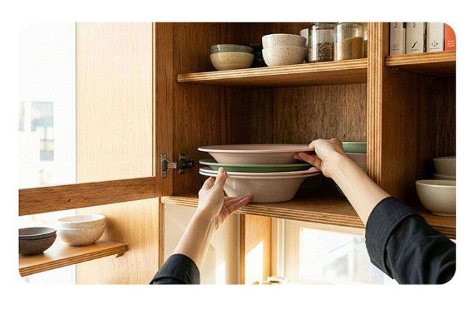 Special baking disc pan and oven baking mold for baking purposes