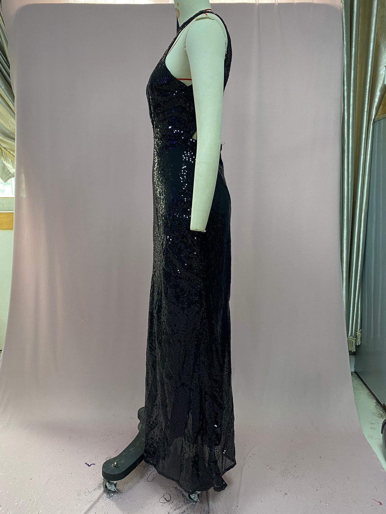 2025 Cross-Border Spring Sexy Party Sequined Irregular Temperament Evening Dress Women's European and American Amazon Halter Dress