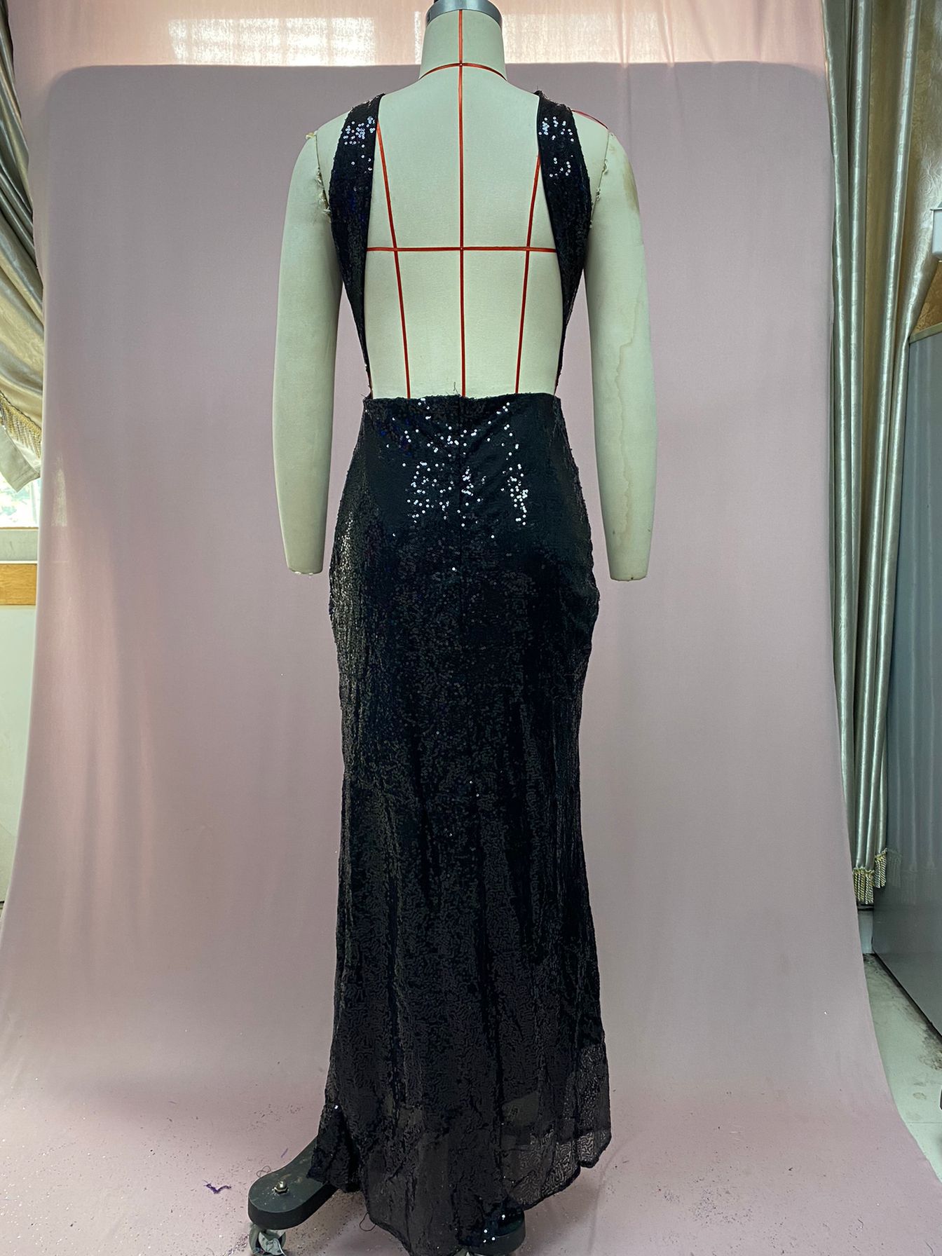 2025 Cross-Border Spring Sexy Party Sequined Irregular Temperament Evening Dress Women's European and American Amazon Halter Dress