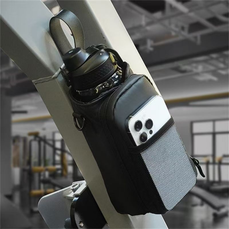 Magnetic Single-Shoulder Sports Gym Bag Water Bottle Holder Phone Pouch