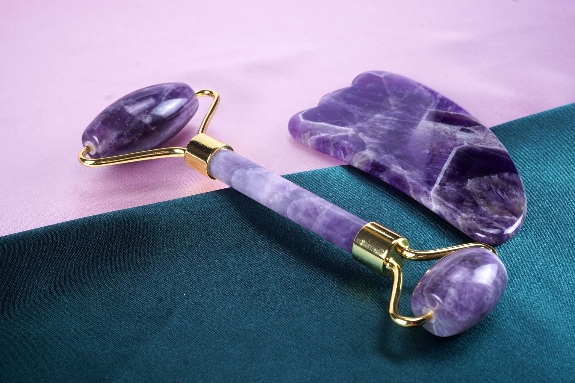 Natural Amethyst Crystal Facial Massage Roller and Gua Sha Beauty Set