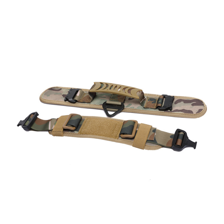 Tactical dog collar with metal buckle and quick-release function