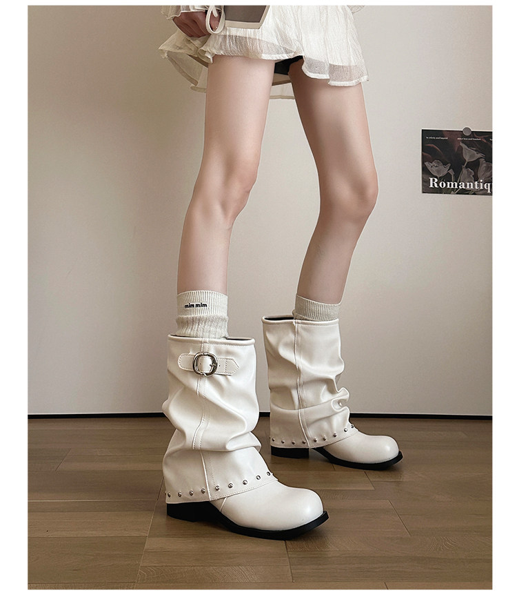 Women's solid-color pleated ankle boots