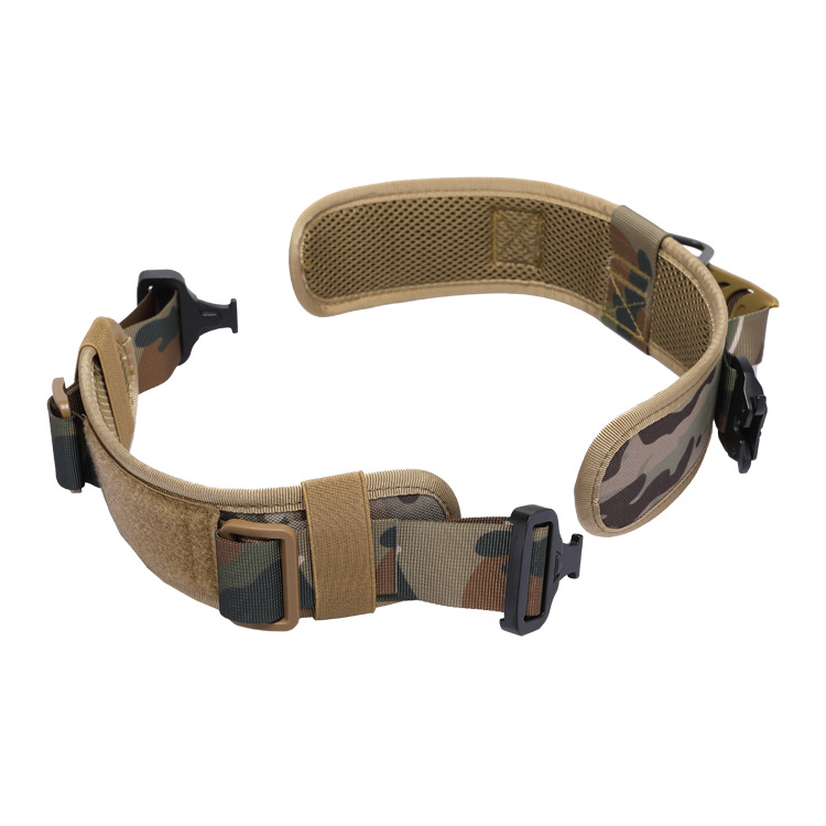 Tactical dog collar with metal buckle and quick-release function