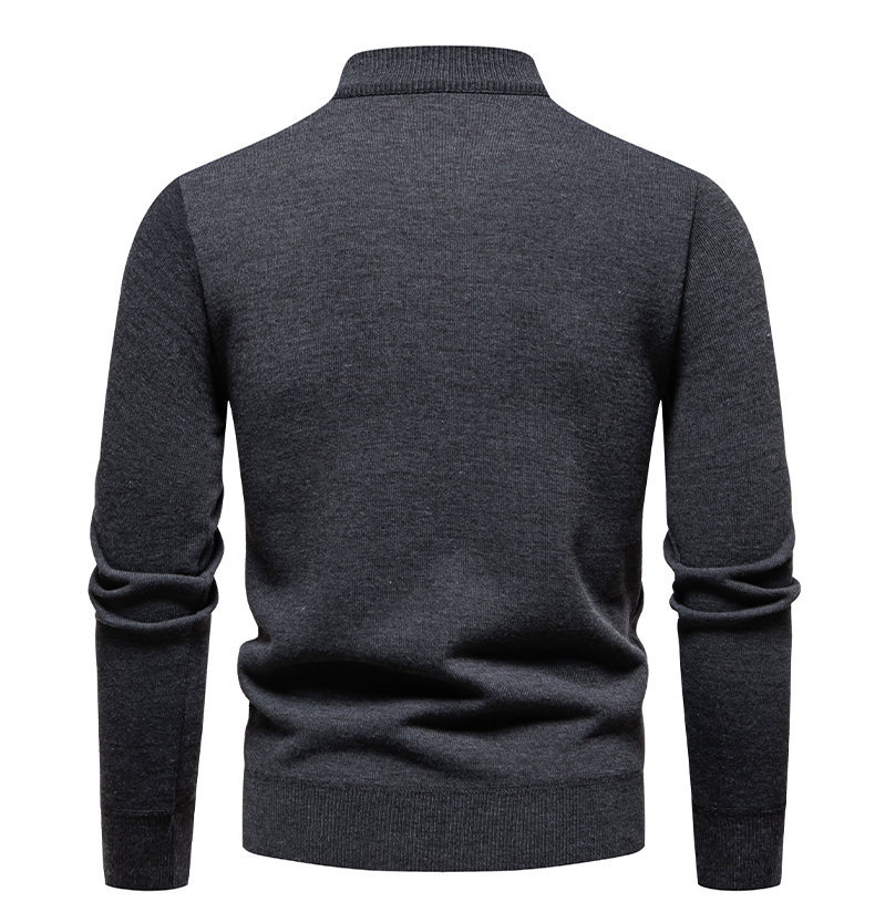 Men's fleece pullover sweater