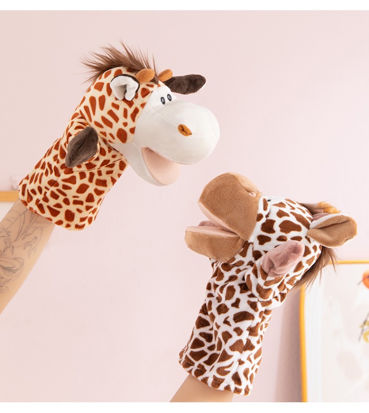Open-mouthed animal puppets