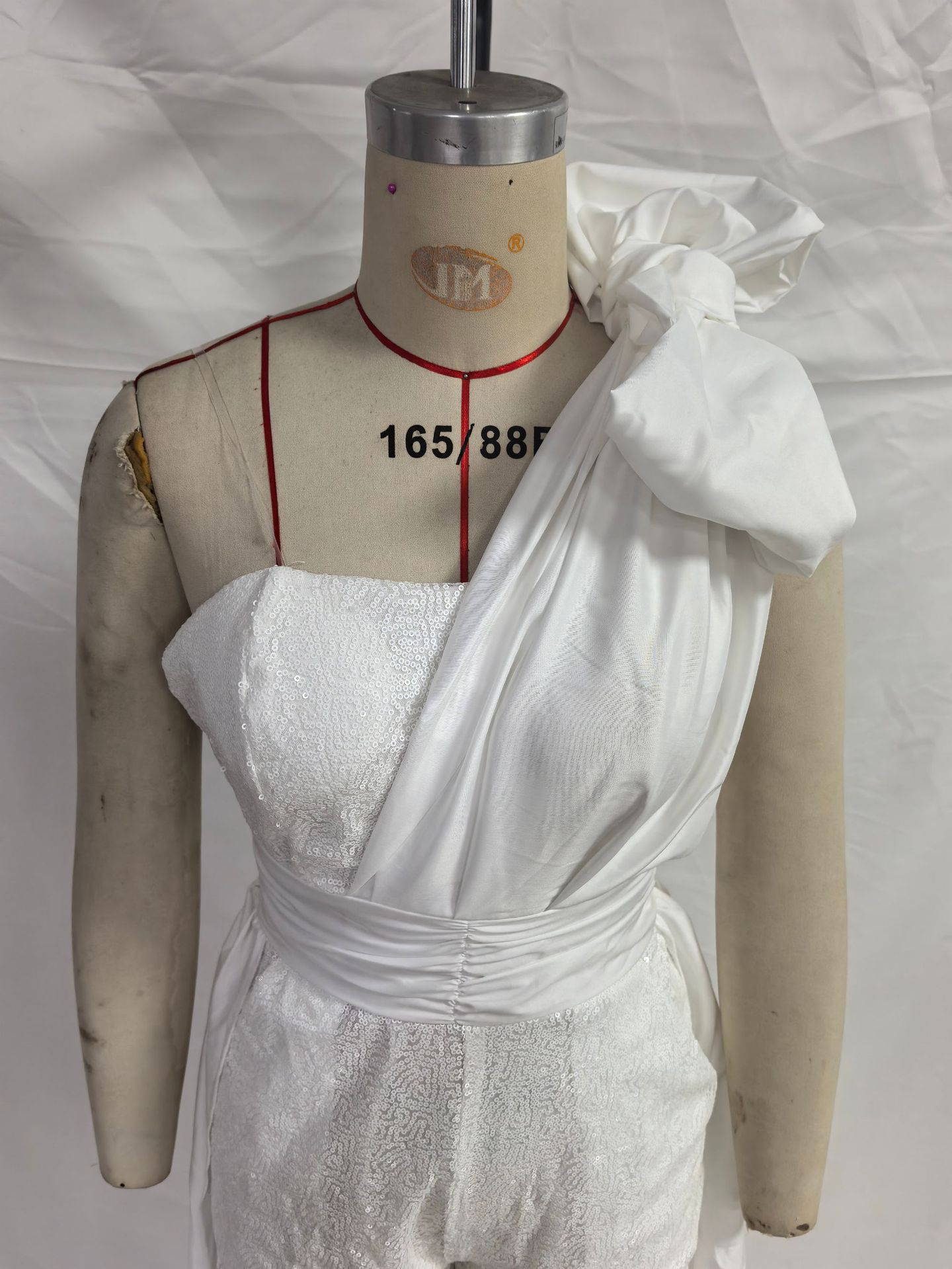 2027 Spring/Summer New Cross-Border Women's Fashion Wish Dress Slim Fit White Strapless Flared Tie-Up Sequin Short Dress