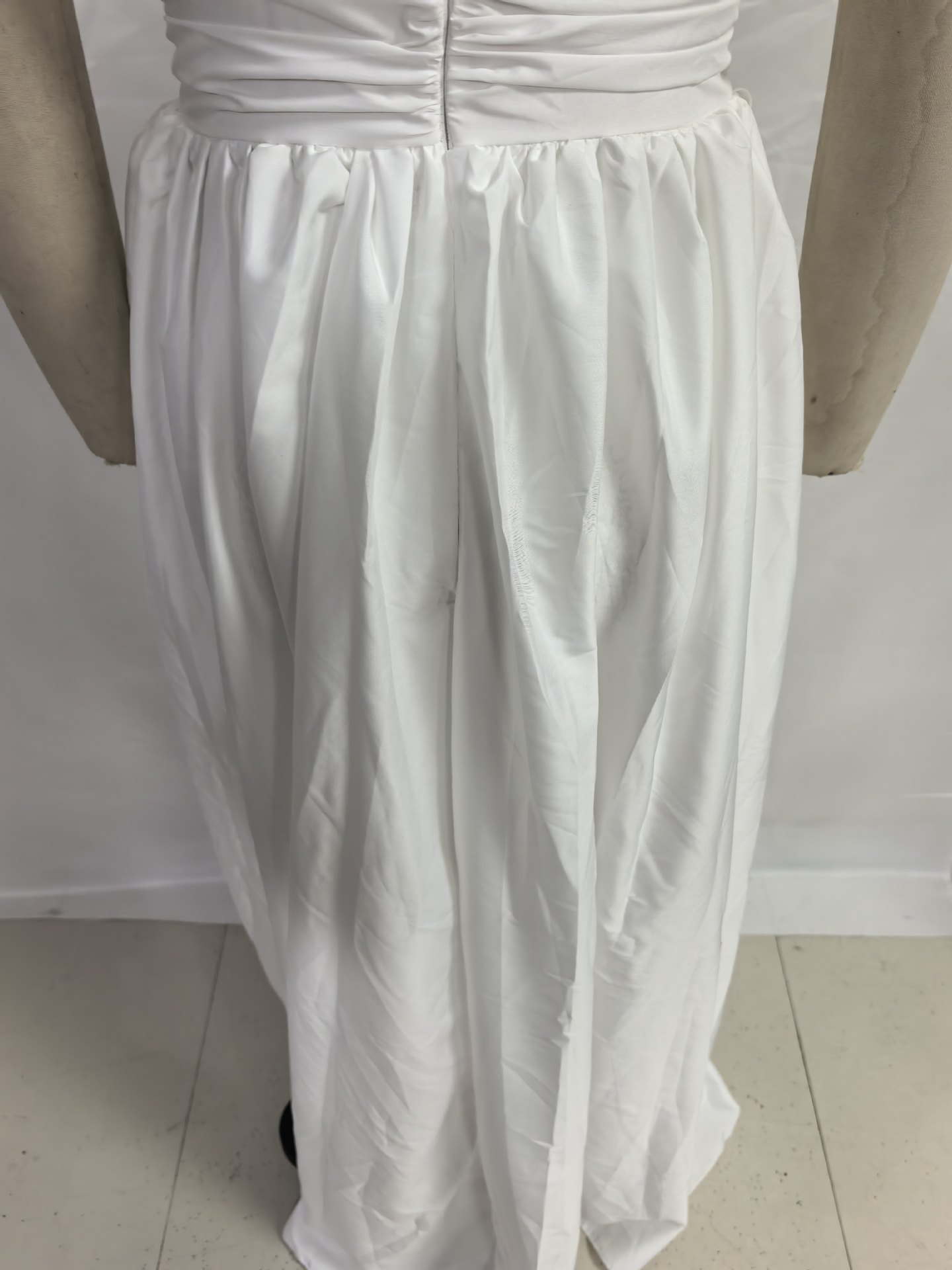 2027 Spring/Summer New Cross-Border Women's Fashion Wish Dress Slim Fit White Strapless Flared Tie-Up Sequin Short Dress