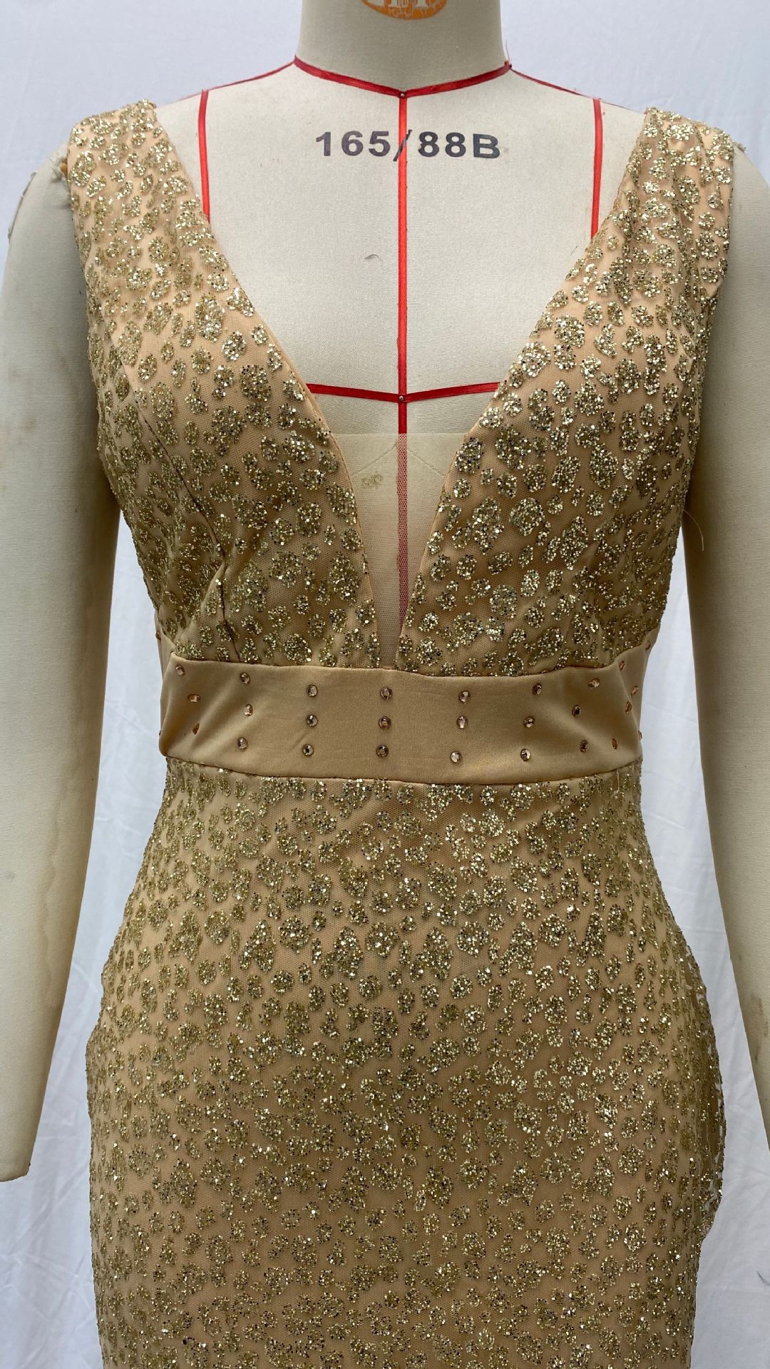 2027 New European and American Cross-Border Women's Clothing Amazon Long Dress with Straps, V-Neck, Slit, and Gold Embellishments