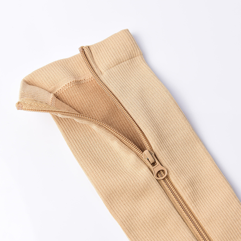 Zipper Closure Graduated Compression Socks for Sports and Recovery