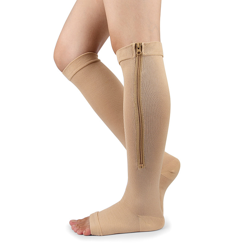 Zipper Closure Graduated Compression Socks for Sports and Recovery