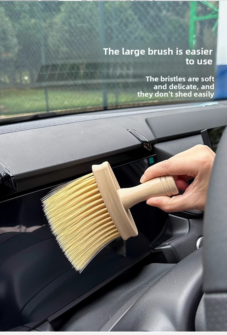 Dust brush