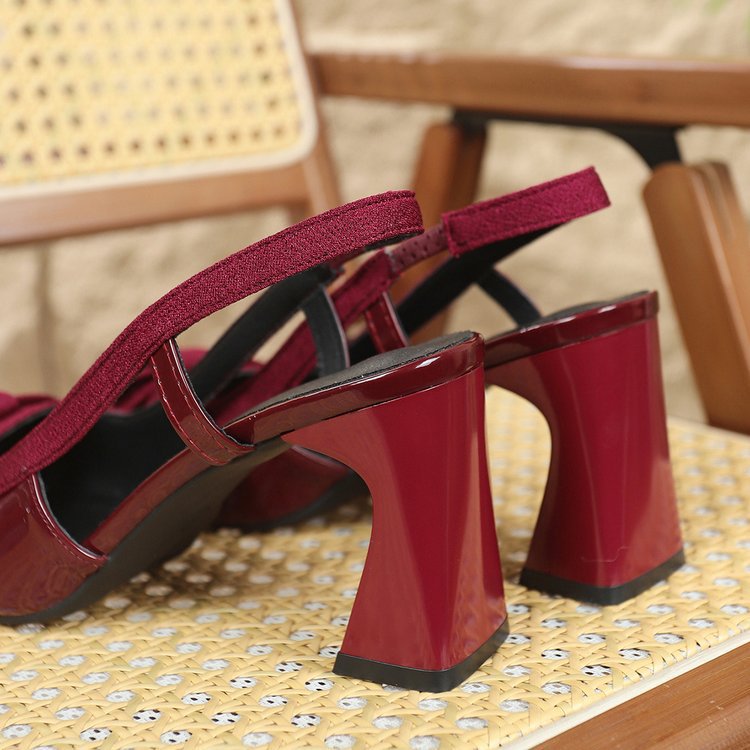 Women Pointed Toe Chunky Heel Bowknot Back Strap Closed Toe Summer Sandals