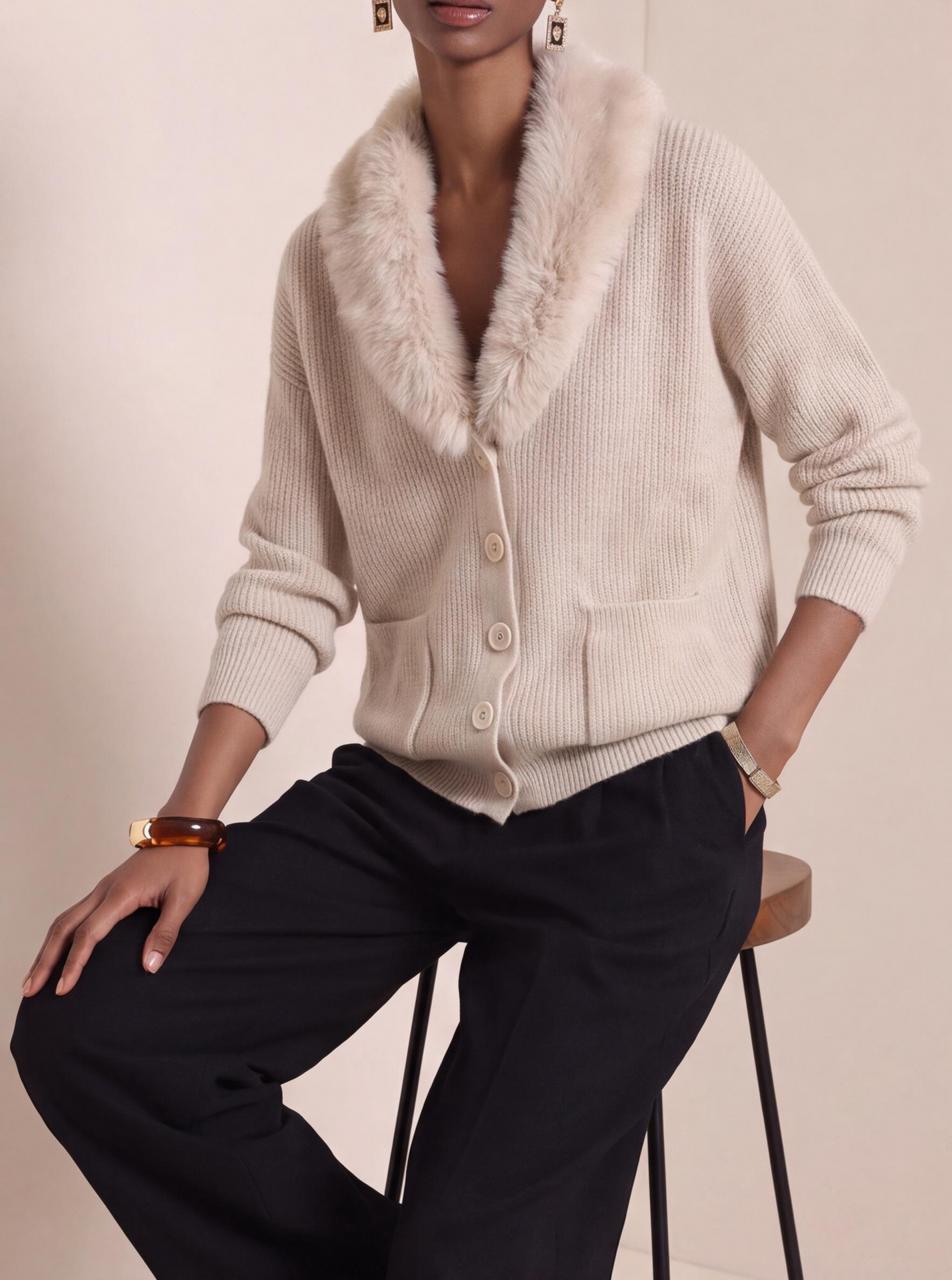 Women's Solid Knit Cardigan with Fur Collar Long Sleeve