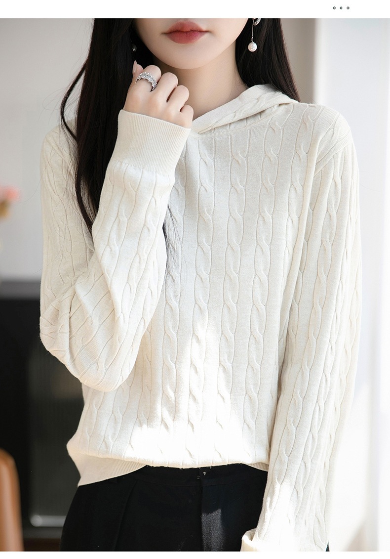 Loose-fitting pullover bottoming shirt