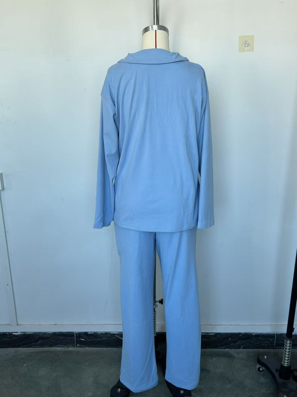 Women's casual long-sleeved solid-color sports outfit