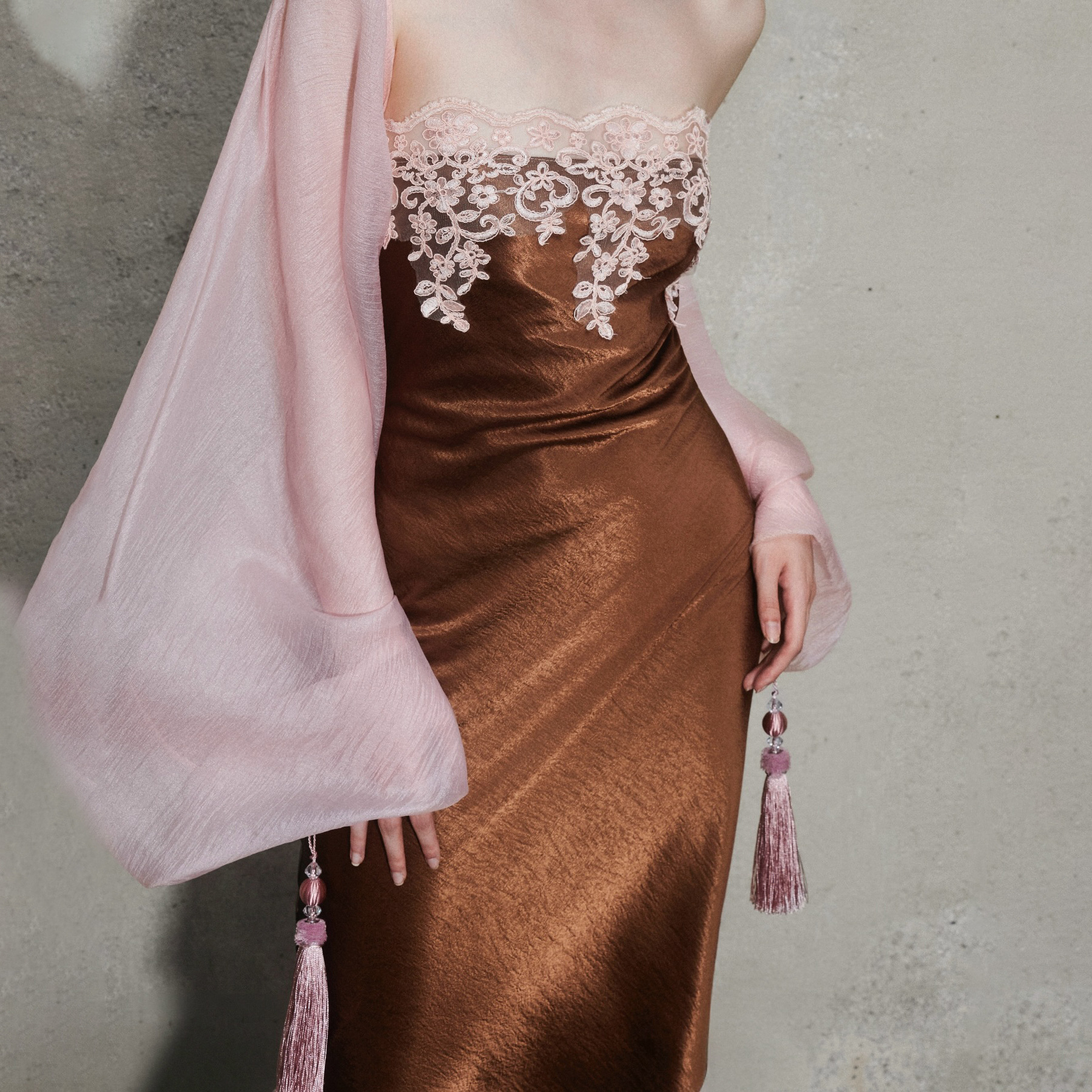 sexy hot girl backless slim-fit low-neck irregular strapless dress