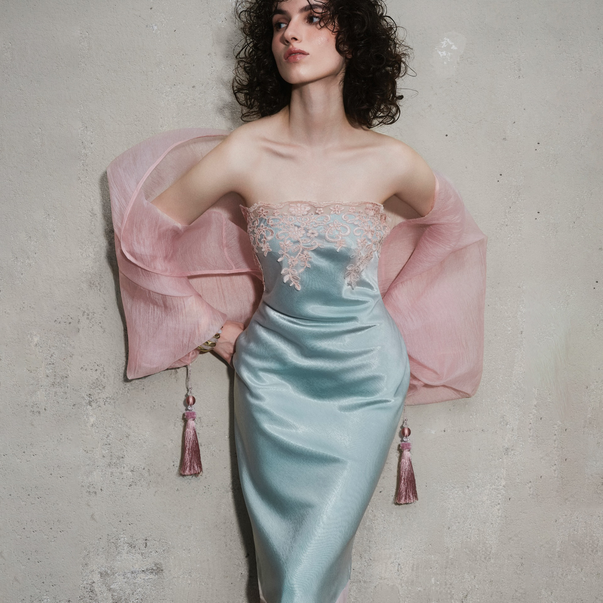 sexy hot girl backless slim-fit low-neck irregular strapless dress