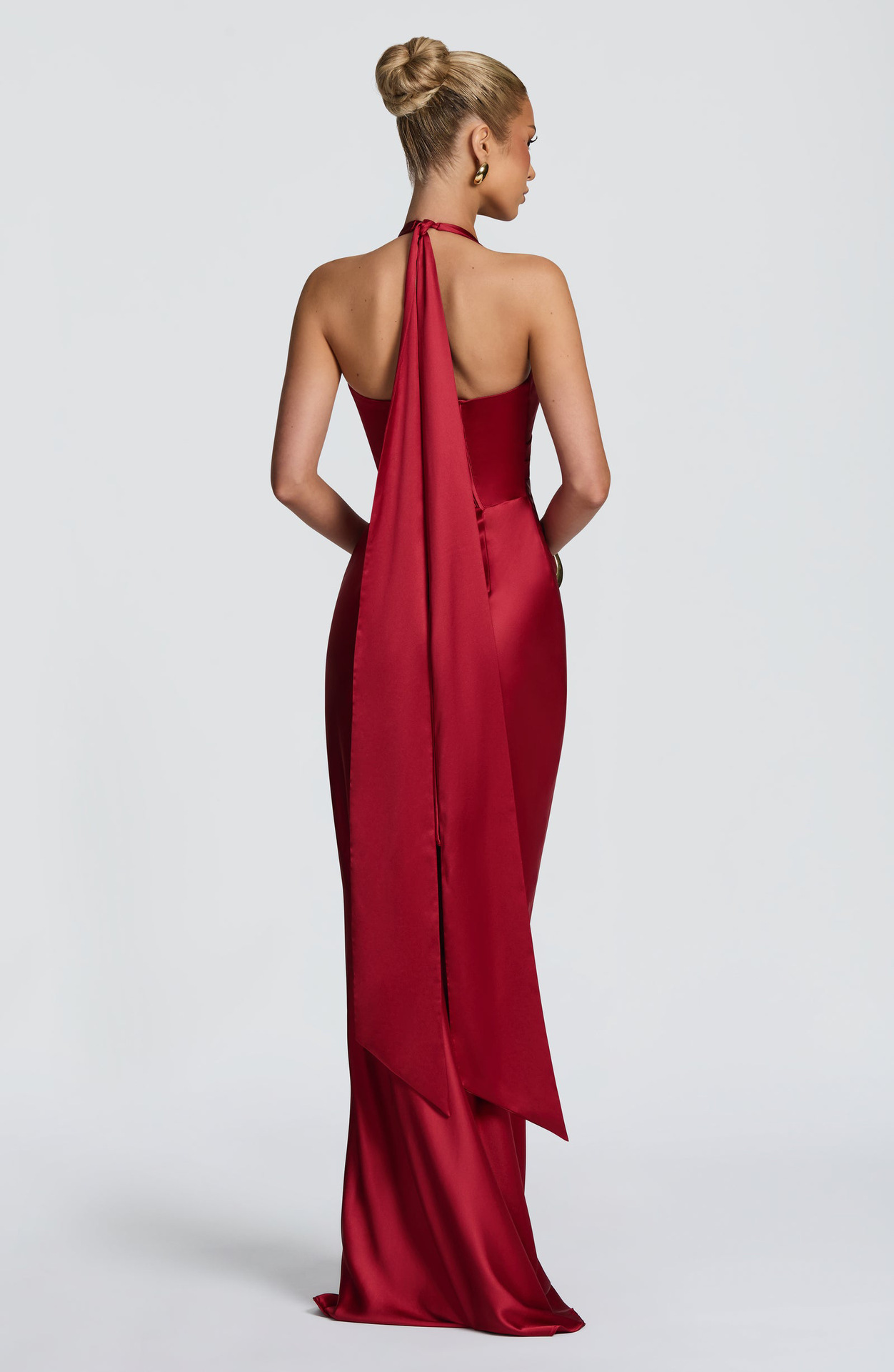 Fashion Elegant Satin Halter Neck Ribbon Backless Cross-Tie Floor-Length Fishtail Gown Dress