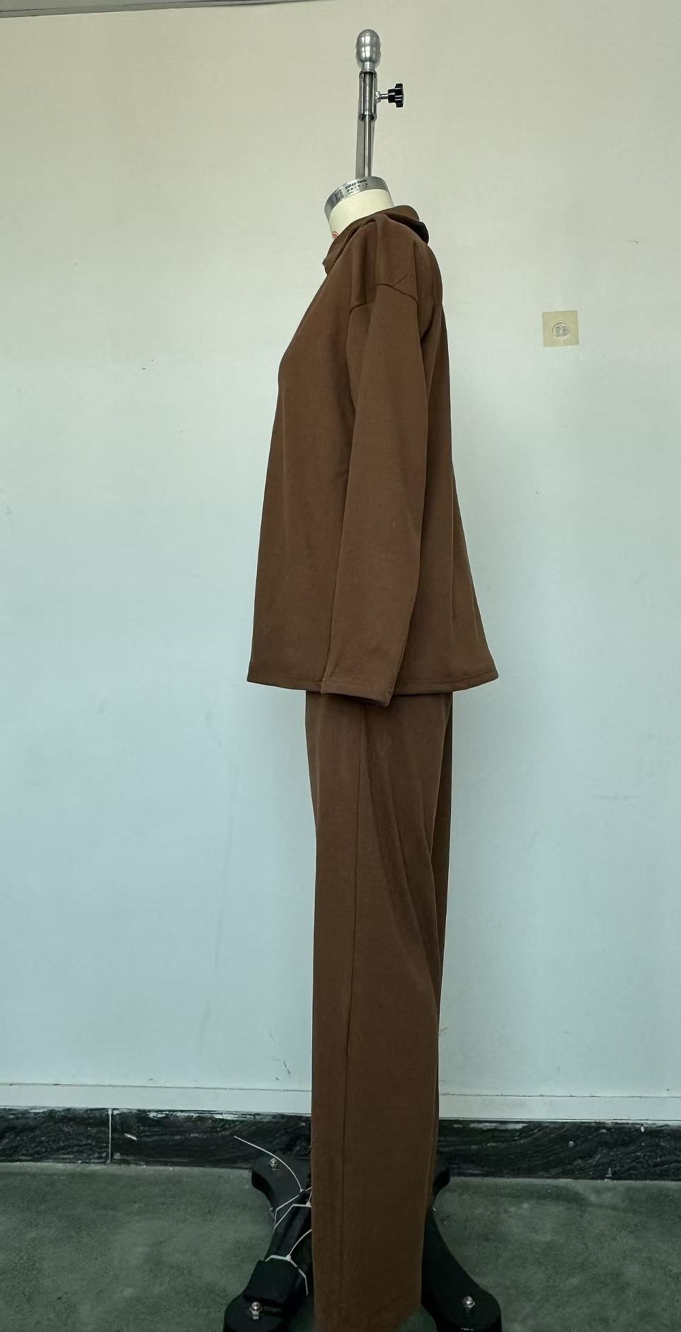 Women's casual long-sleeved solid-color sports outfit