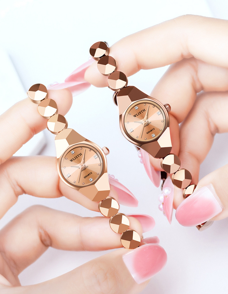 Minimalist Waterproof Quartz Watch for Women with Alloy Strap