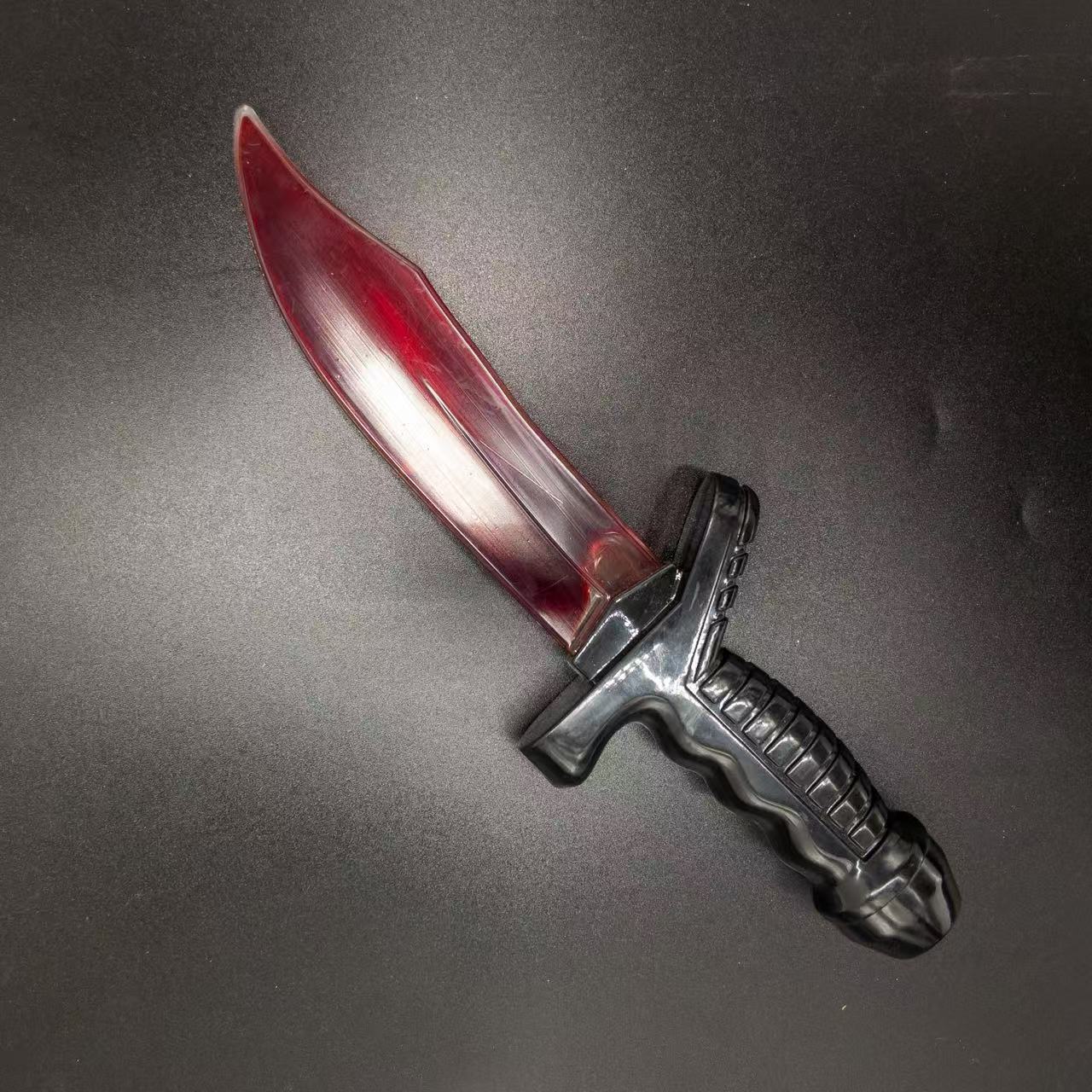 Halloween Simulation Bleeding Knife Prop Horror Fake Blood Zombie Makeup Toy