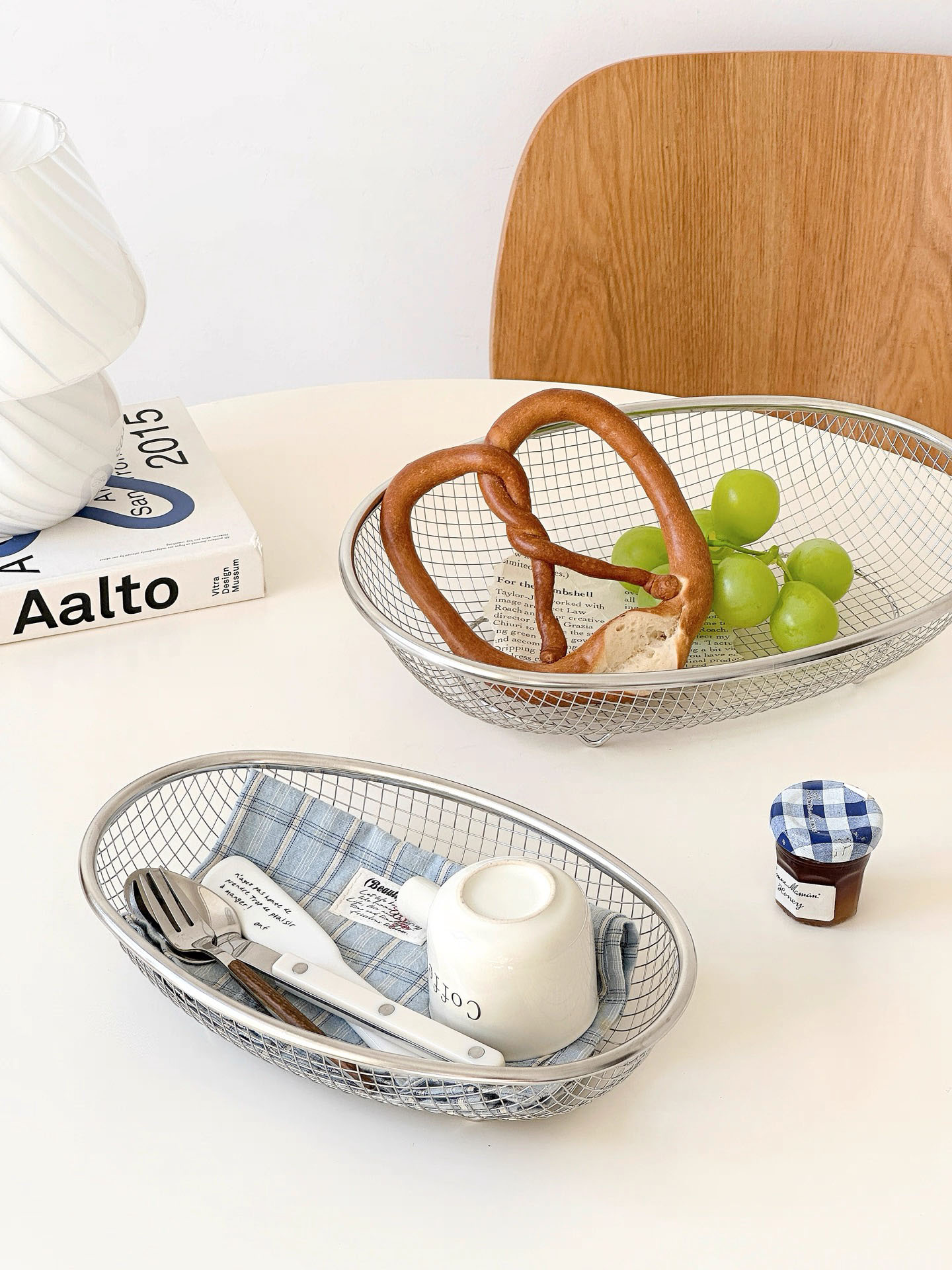 Hollow Stainless Steel Oval Draining Storage Basket