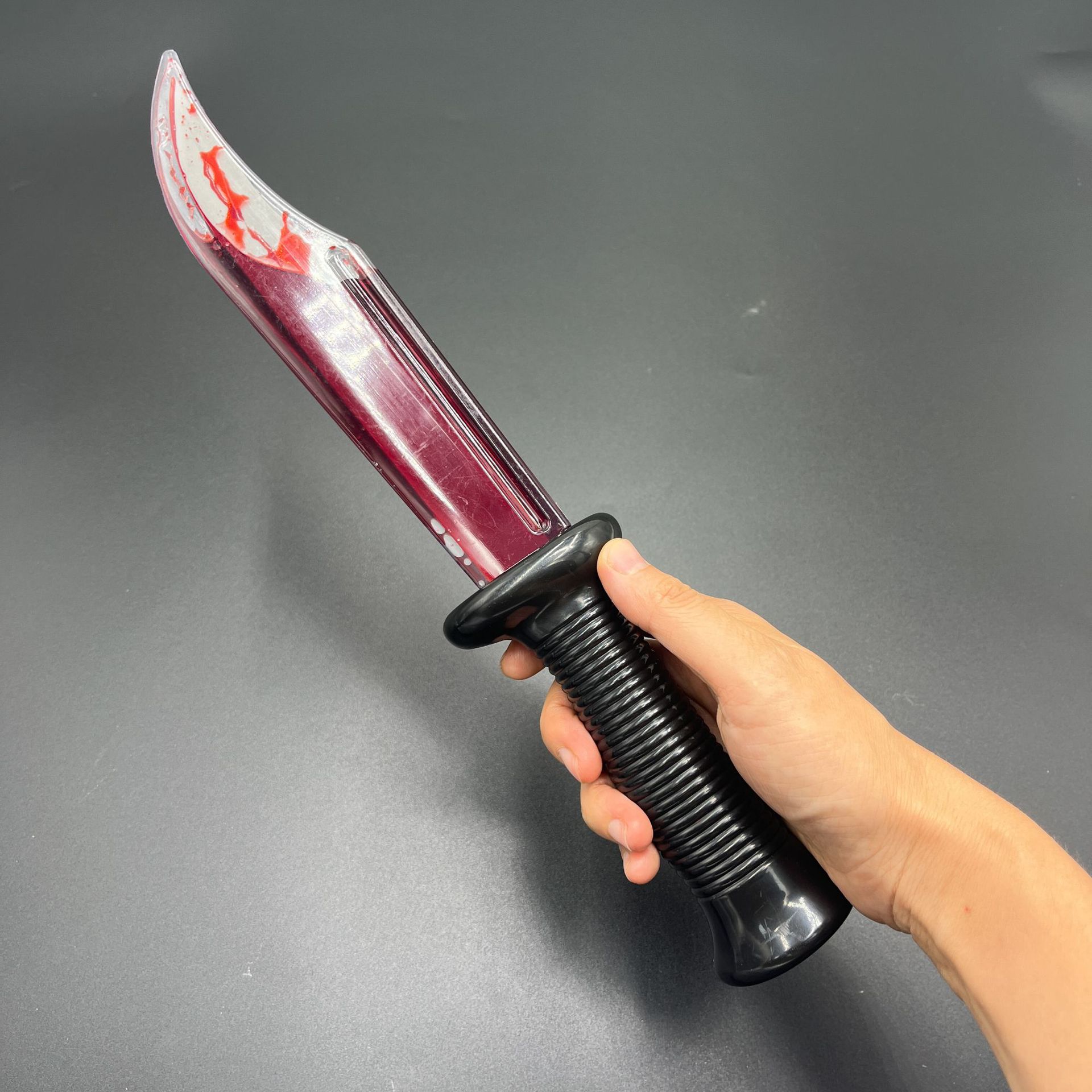 Halloween Simulation Bleeding Knife Prop Horror Fake Blood Zombie Makeup Toy