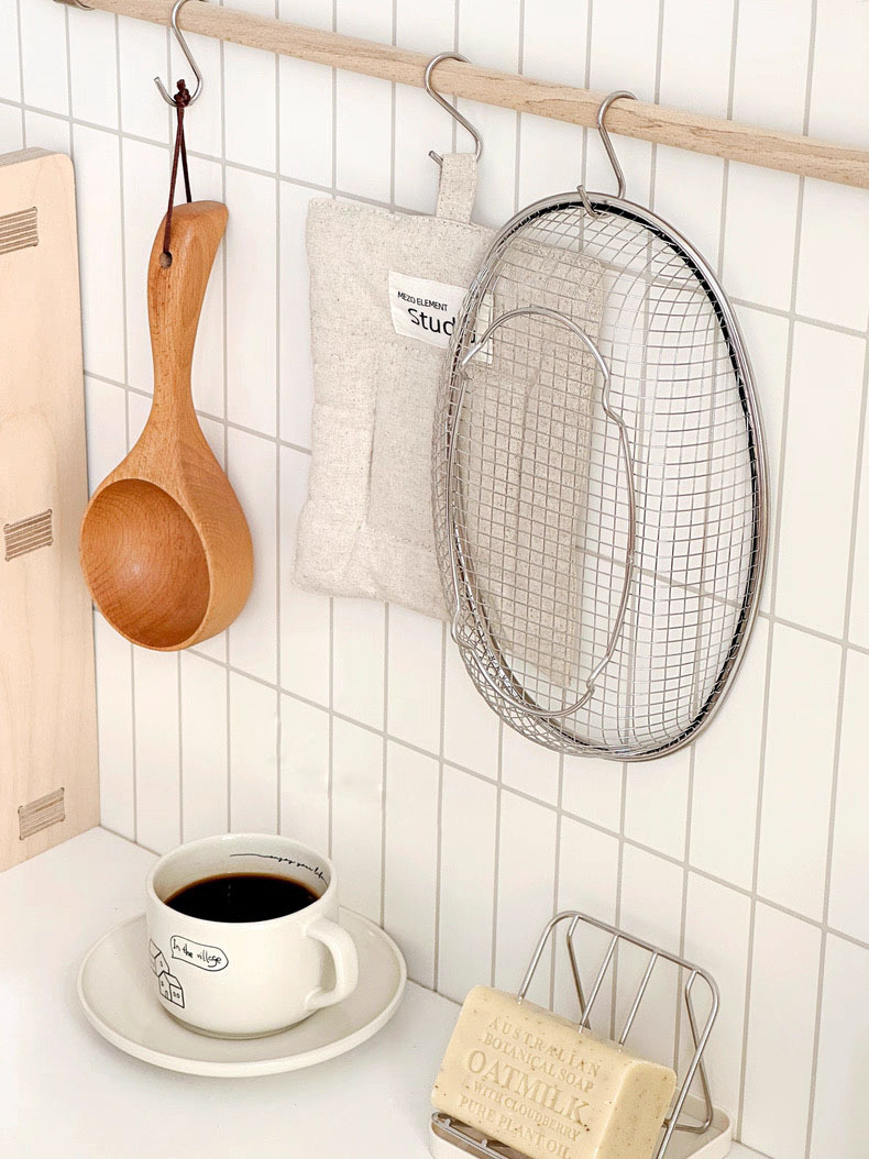Hollow Stainless Steel Oval Draining Storage Basket