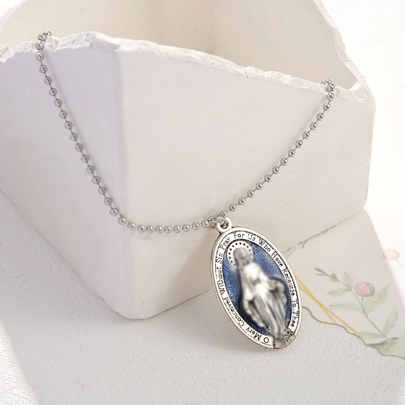 Vintage Alloy Character Portrait Pendant Necklace