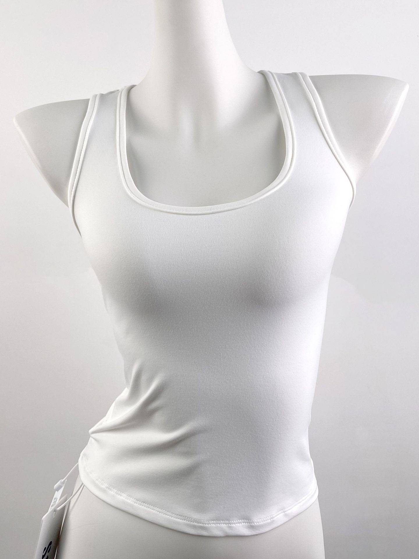 Women's Solid Color Slim Fit Racerback Tank Top