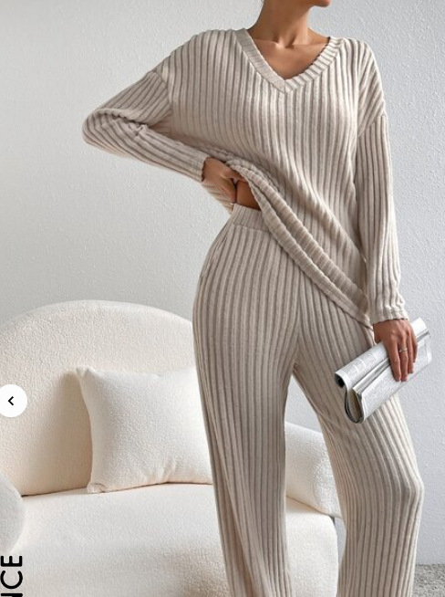 Women's V-Neck Ribbed Knit Two-Piece Set