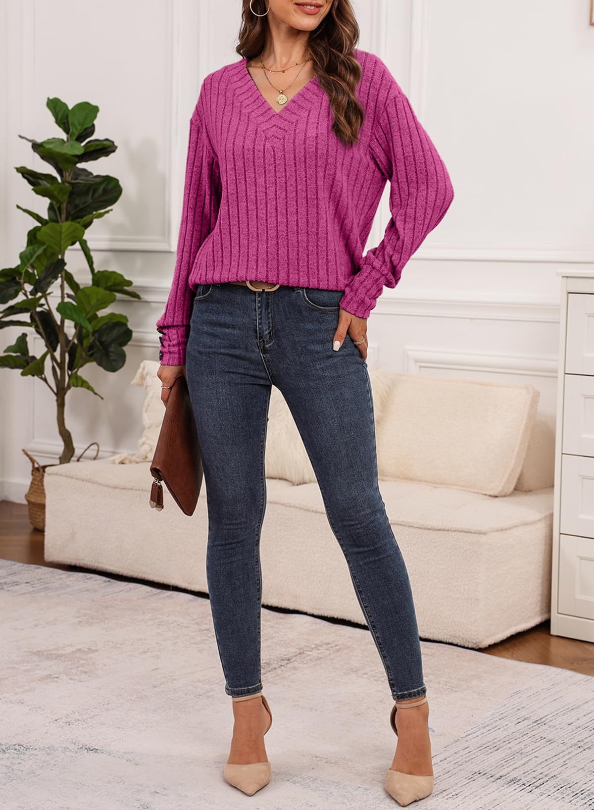 Women's long sleeve V-neck shirt