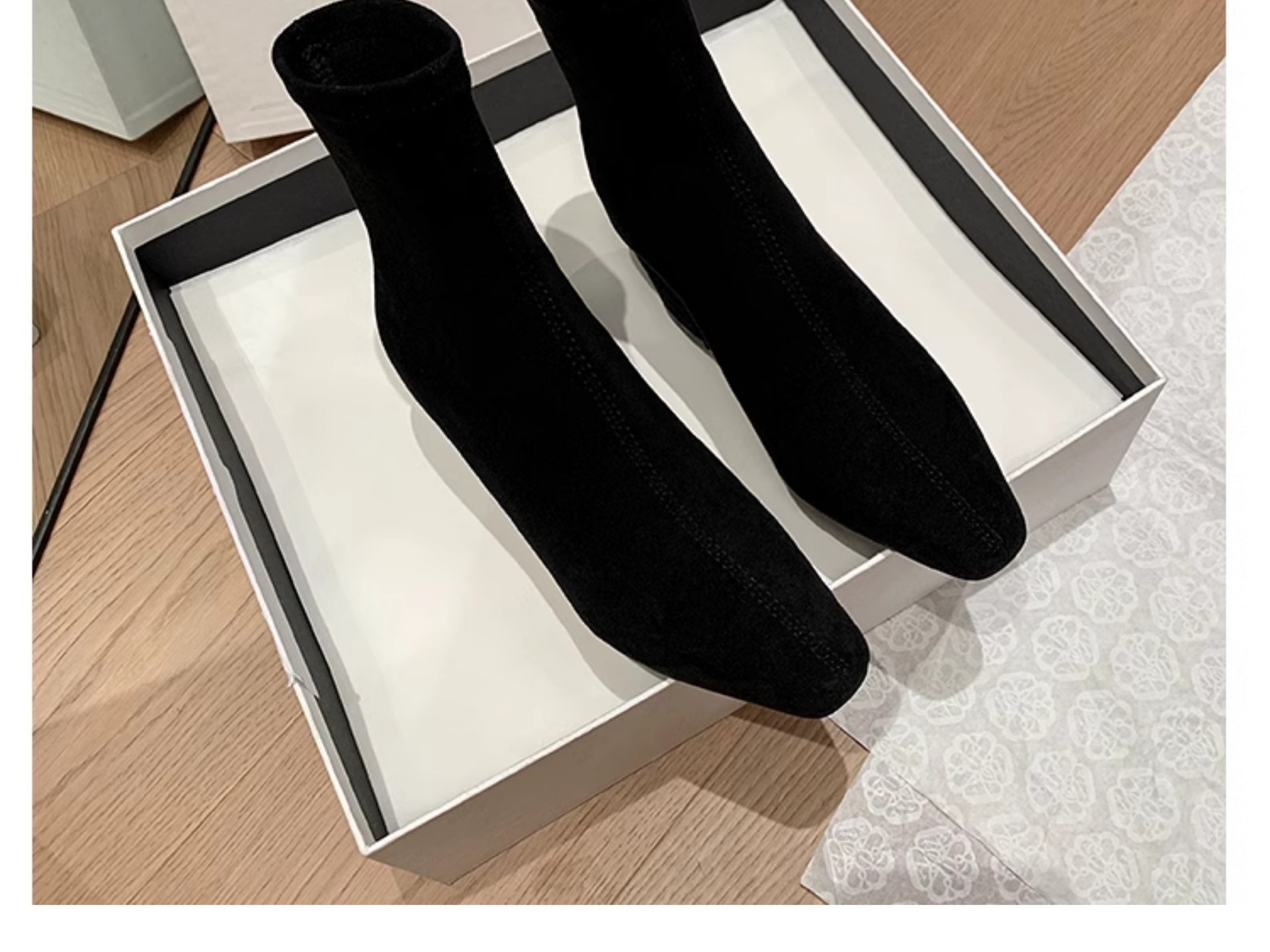 Women Suede Square Toe Thick Heel Back Zipper Short Boots